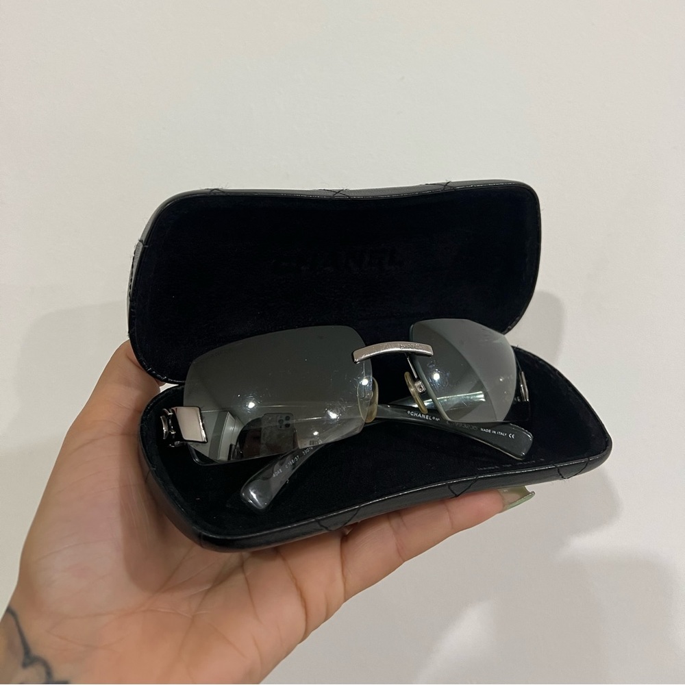 Vintage 90s Chanel Blue Ombré sunglasses